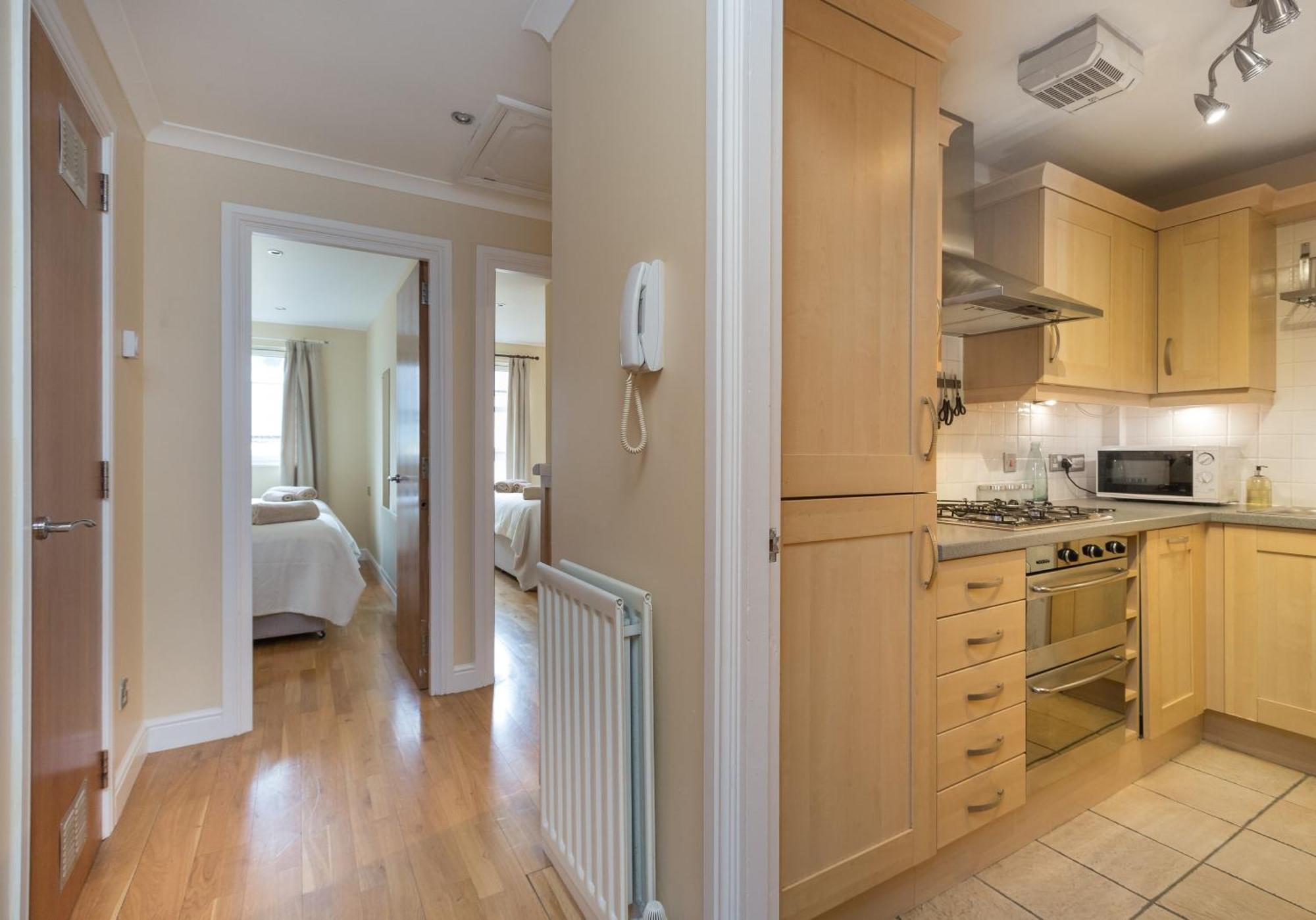 Old Tolbooth Wynd - 393 Apartment Edinburgh Bagian luar foto
