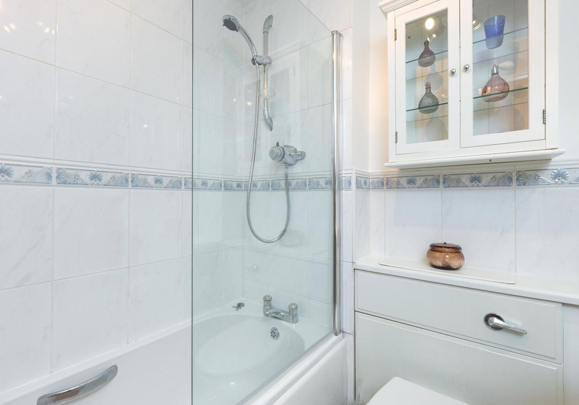 Old Tolbooth Wynd - 393 Apartment Edinburgh Bagian luar foto